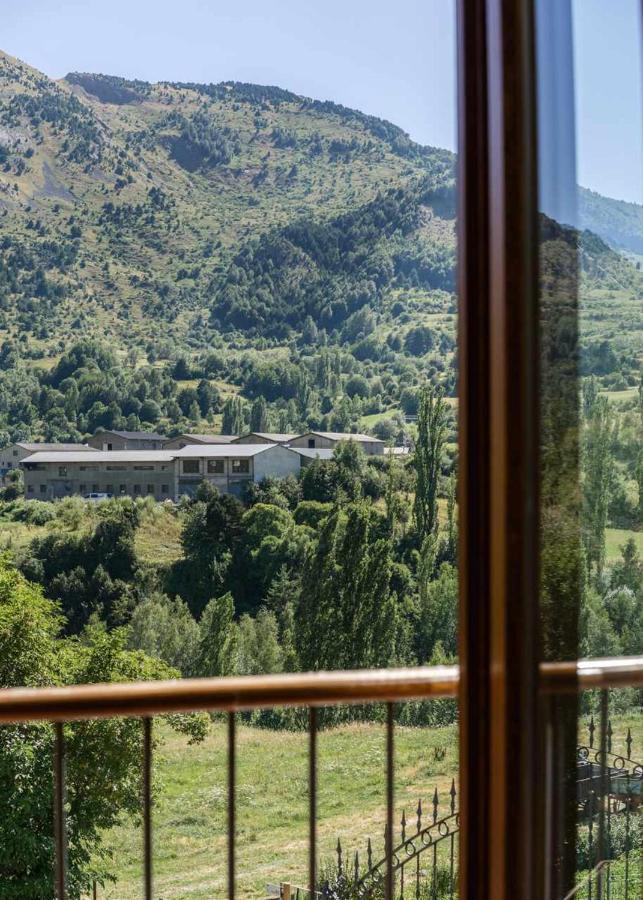El Balcon Familiar Del Pacino Apartman Sallent de Gállego Kültér fotó