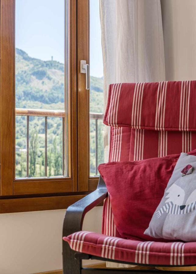 El Balcon Familiar Del Pacino Apartman Sallent de Gállego Kültér fotó