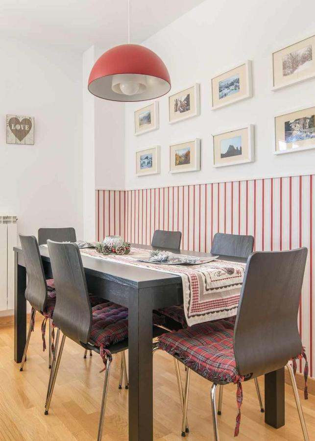 El Balcon Familiar Del Pacino Apartman Sallent de Gállego Kültér fotó