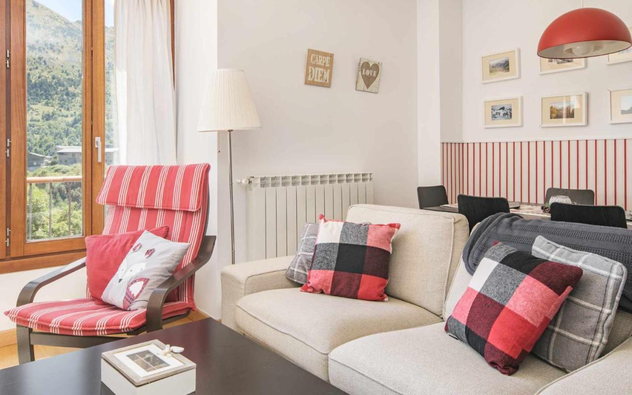 El Balcon Familiar Del Pacino Apartman Sallent de Gállego Kültér fotó